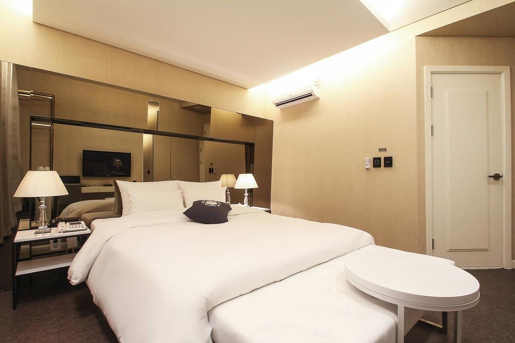 Hotel Cullinan Daechi Seoul Exteriör bild