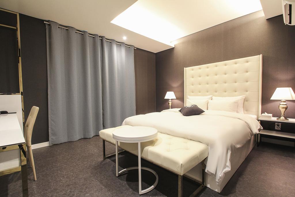 Hotel Cullinan Daechi Seoul Exteriör bild